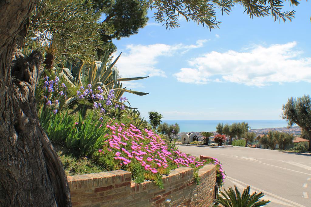 Il Parco Sul Mare Resort & Spa Tortoreto Exterior photo